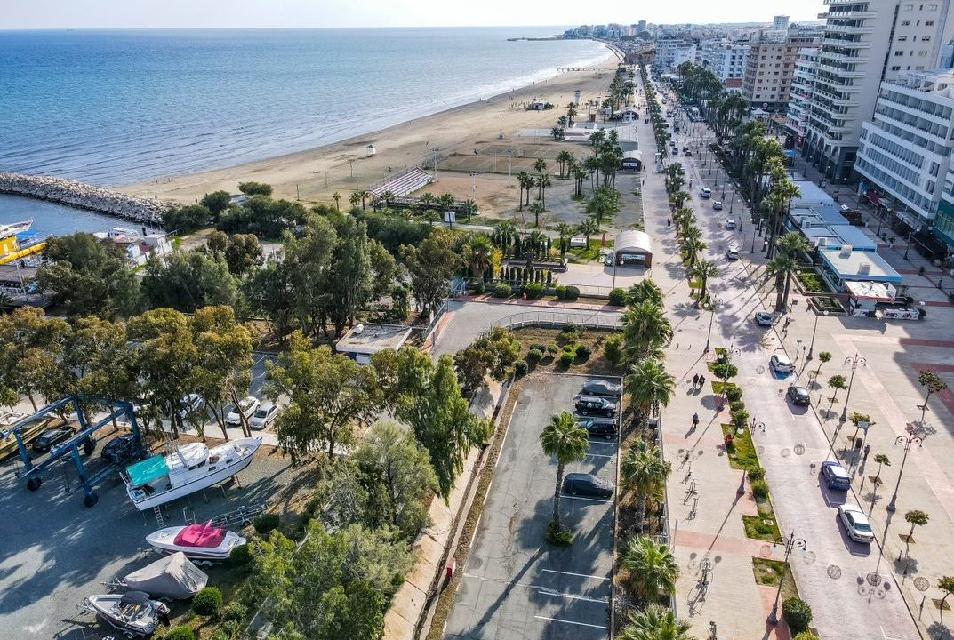 Νέο σημαντικό βήμα για ανάπτυξη της παραλιακής περιοχής διυλιστηρίων, Property for sale or rent in Cyprus