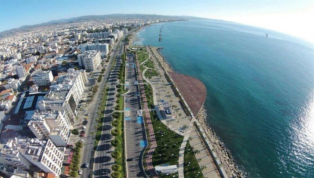 Φόβοι για ύφεση της οικοδομικής βιομηχανίας στη Λεμεσό, Property for sale or rent in Cyprus