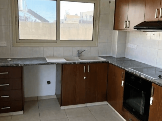 Flat For Rent, Mesa Geitonia, esa Geitonia, Property for sale or rent in Cyprus